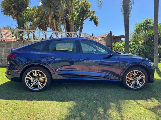 AUDI E-TRON ELÉTRICO SPORTBACK PERFORMANCE QUATTRO